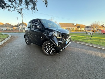 Used smart fortwo 2015 for sale - 77001037: Photo