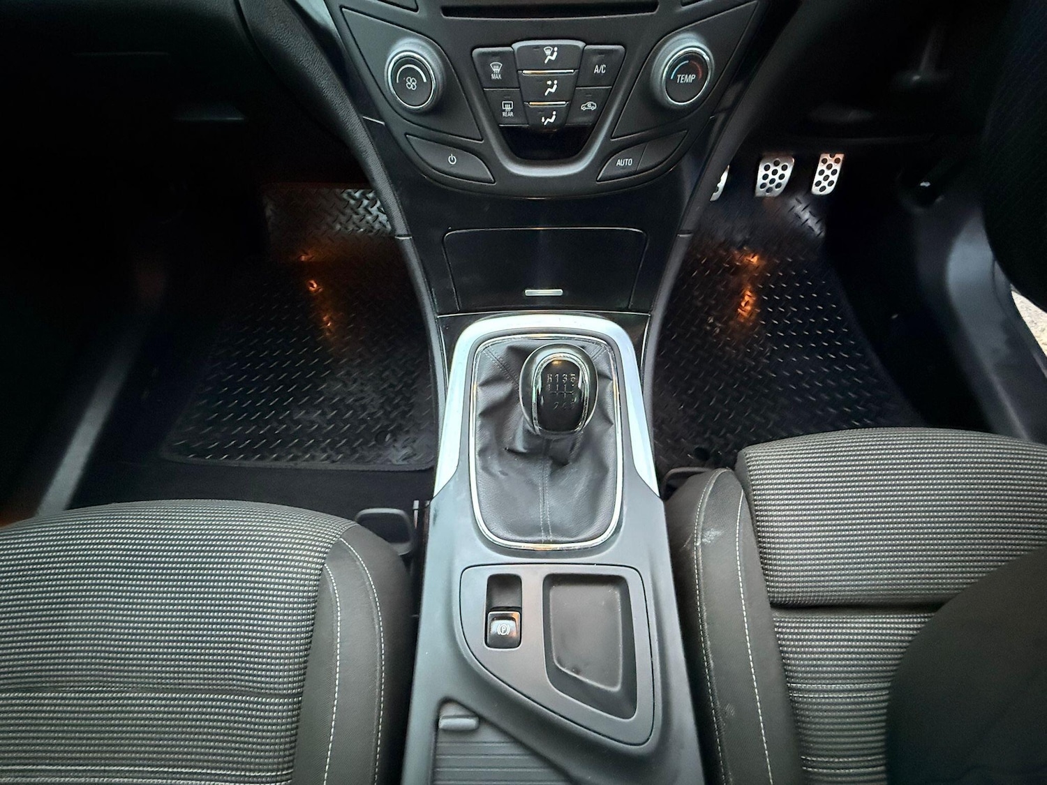 Used Vauxhall Insignia for sale - 77001128: Photo 15