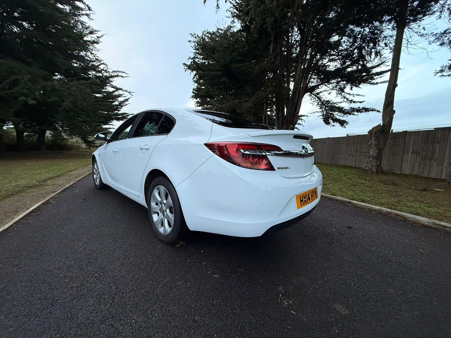 Used Vauxhall Insignia for sale - 77001128: Photo 2