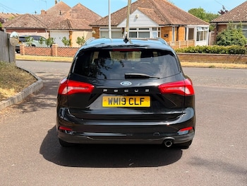 Used Ford Focus 2019 for sale - 79595105: Photo
