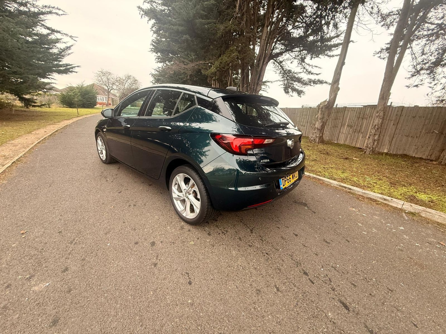 Used Vauxhall Astra 2016 for sale - 77292090: Photo 2