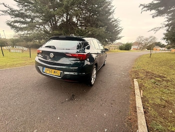 Used Vauxhall Astra 2016 for sale - 77292090: Photo