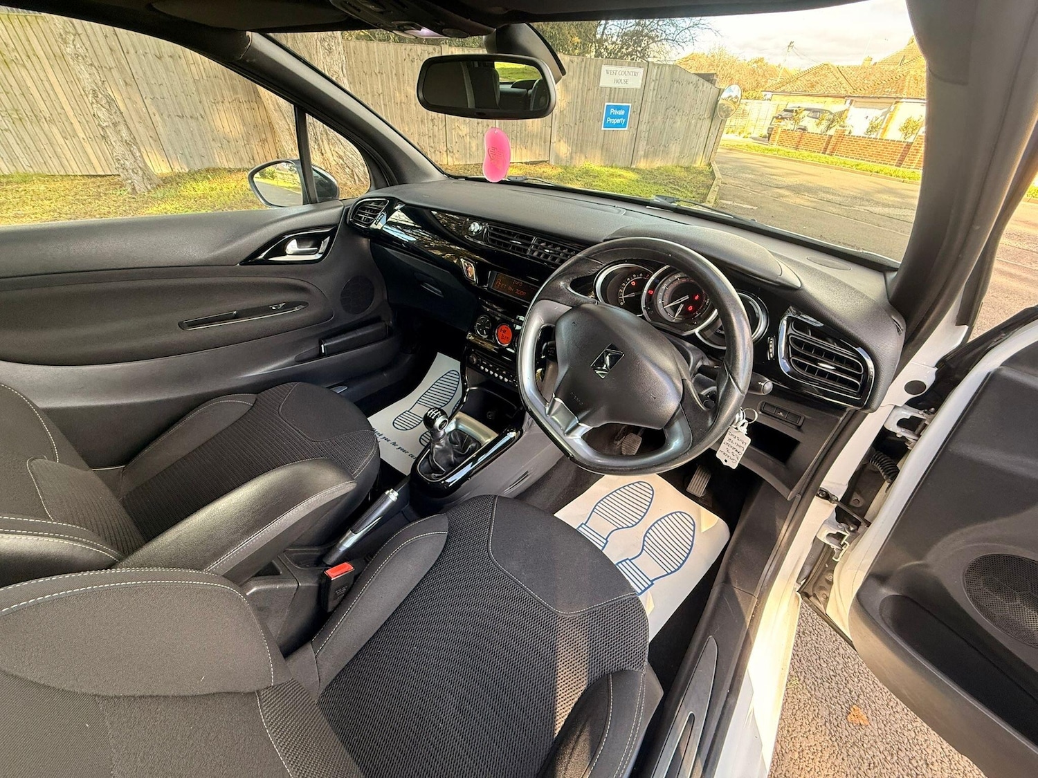 Used Citroen DS3 2013 for sale - 77599105: Photo 19