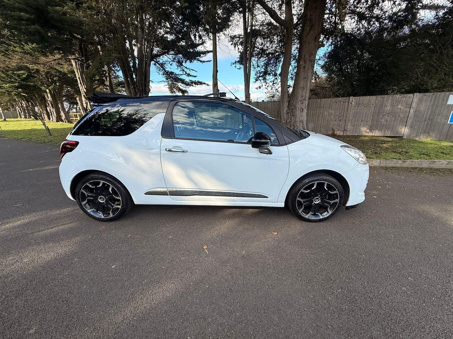 Used Citroen DS3 2013 for sale - 77599105: Photo 2