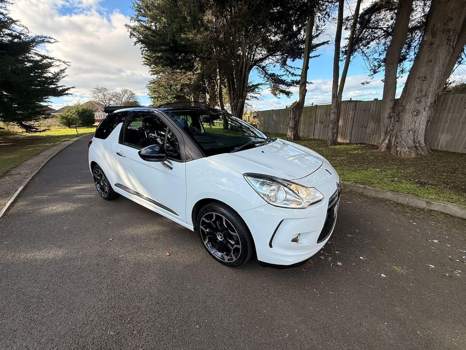 Used Citroen DS3 2013 for sale - 77599105: Photo 6