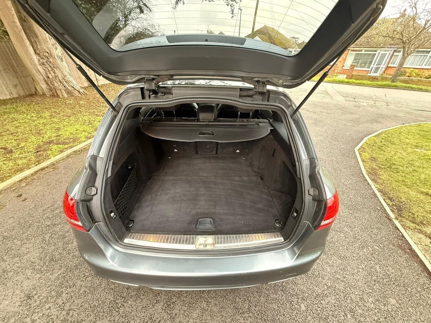 Used Mercedes-Benz C Class 2017 for sale - 77550078: Photo 8