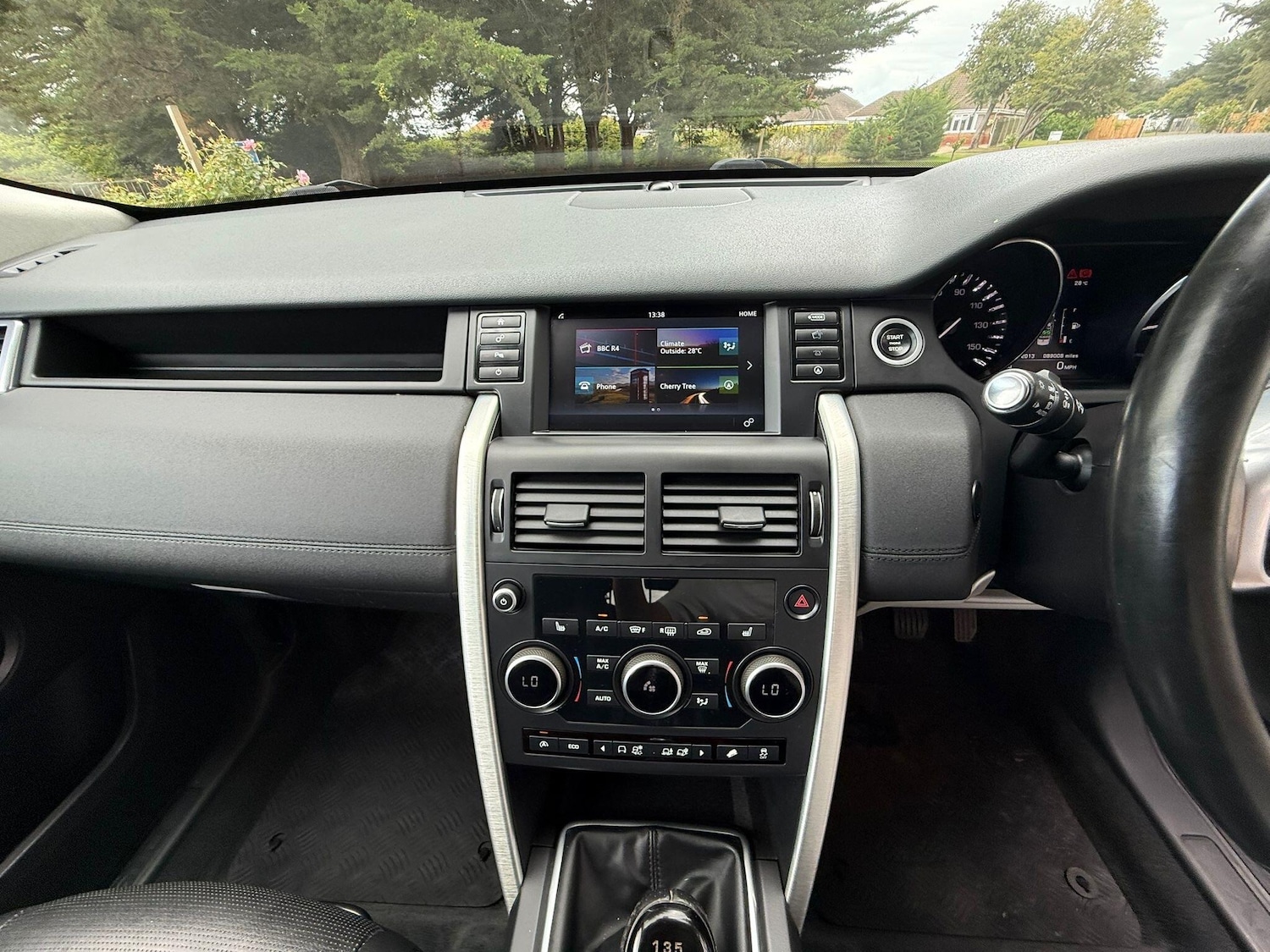 Used Land Rover Discovery Sport 2016 for sale - 76688830: Photo 13