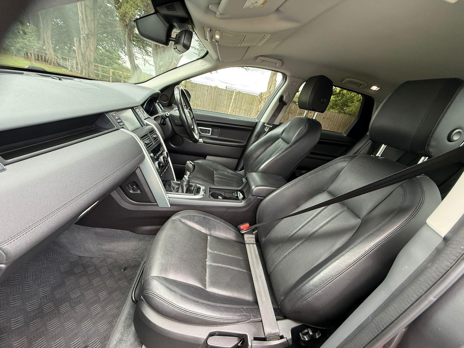 Used Land Rover Discovery Sport 2016 for sale - 76688830: Photo 21