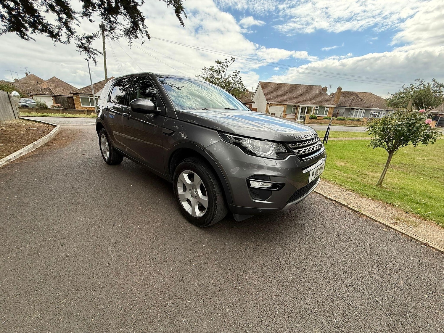 Used Land Rover Discovery Sport 2016 for sale - 76688830: Photo 8