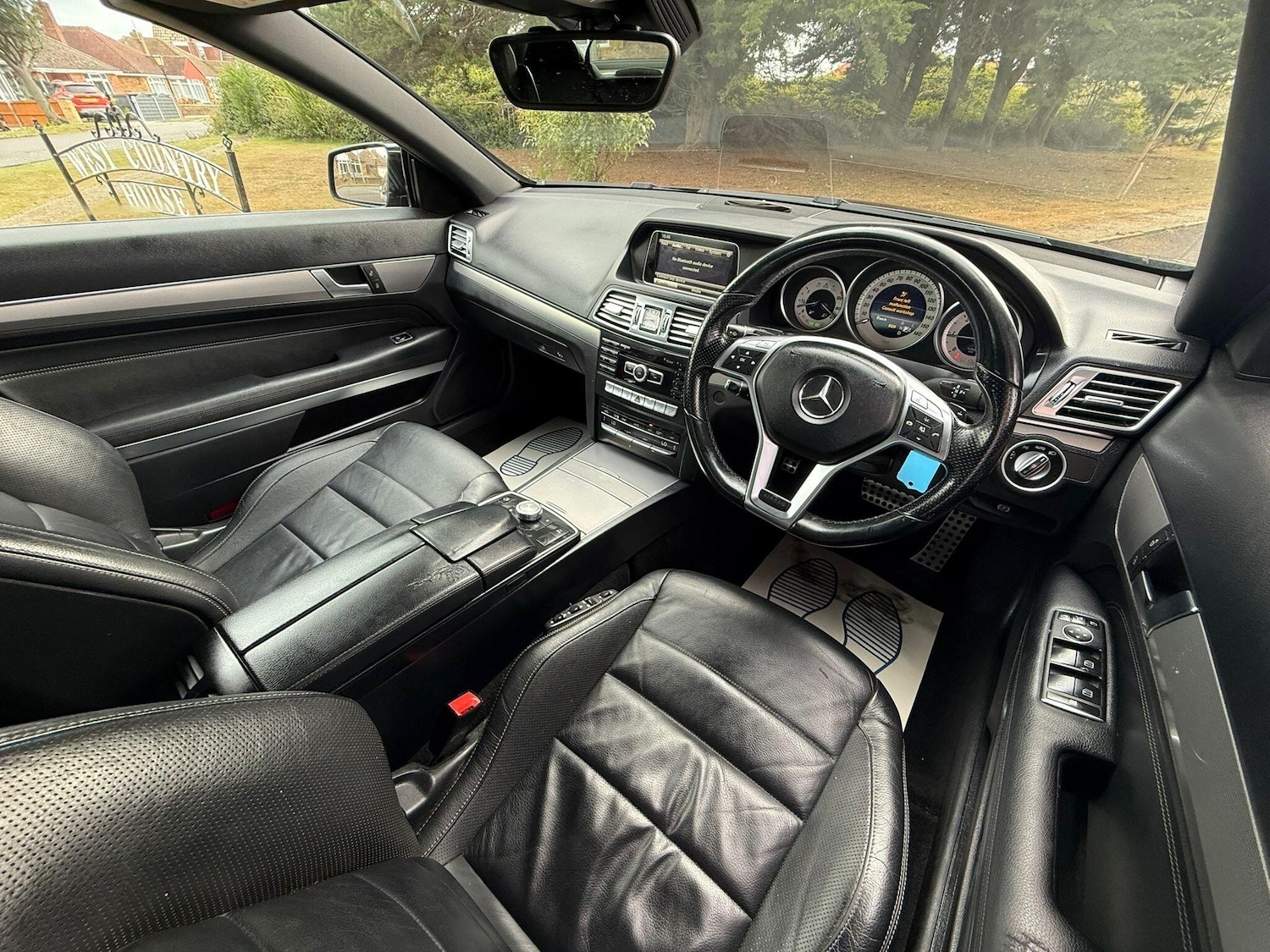 Used Mercedes-Benz E Class for sale - 77001127: Photo 15