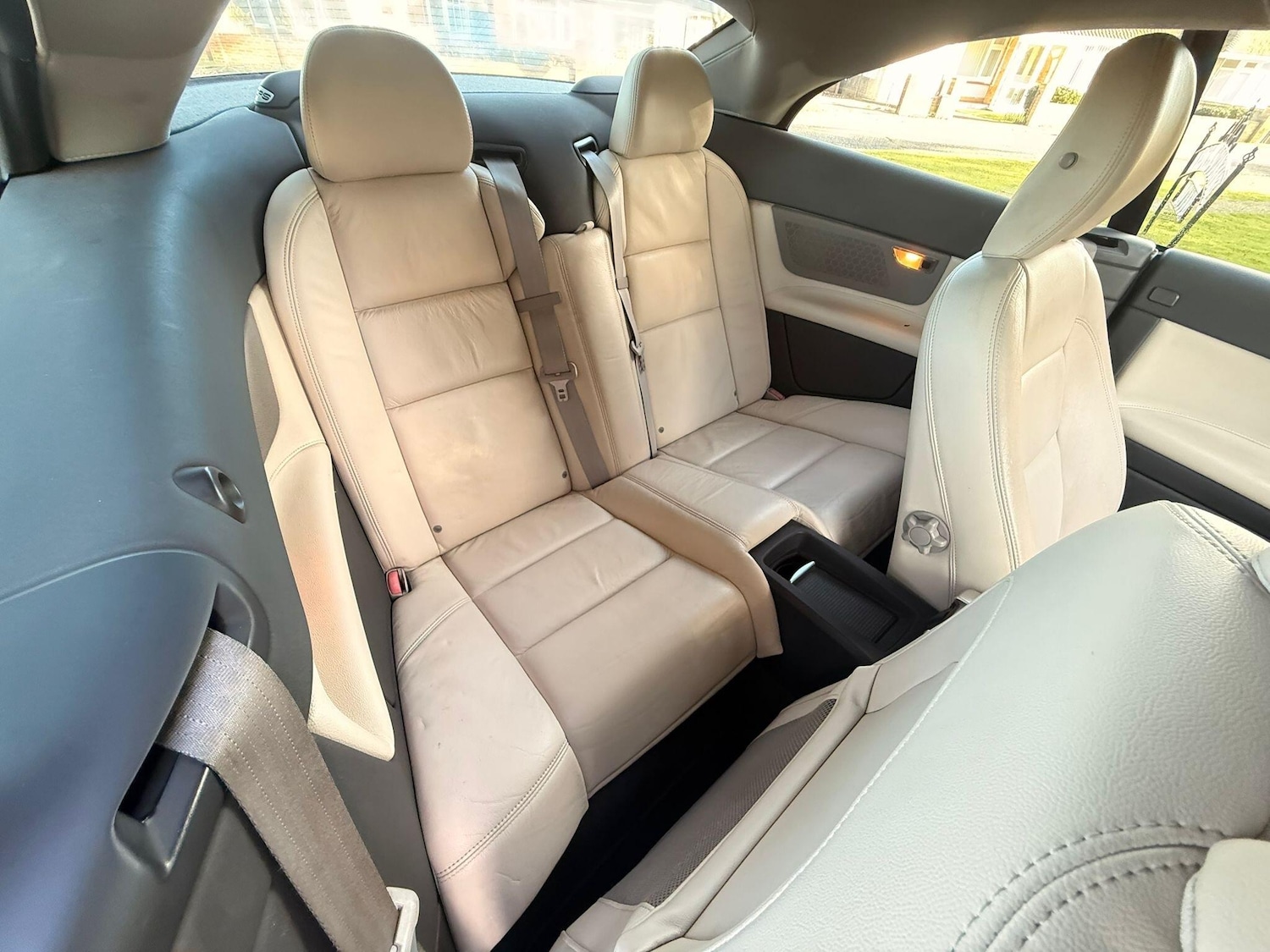 Used Volvo C70 2010 for sale - 77351334: Photo 25