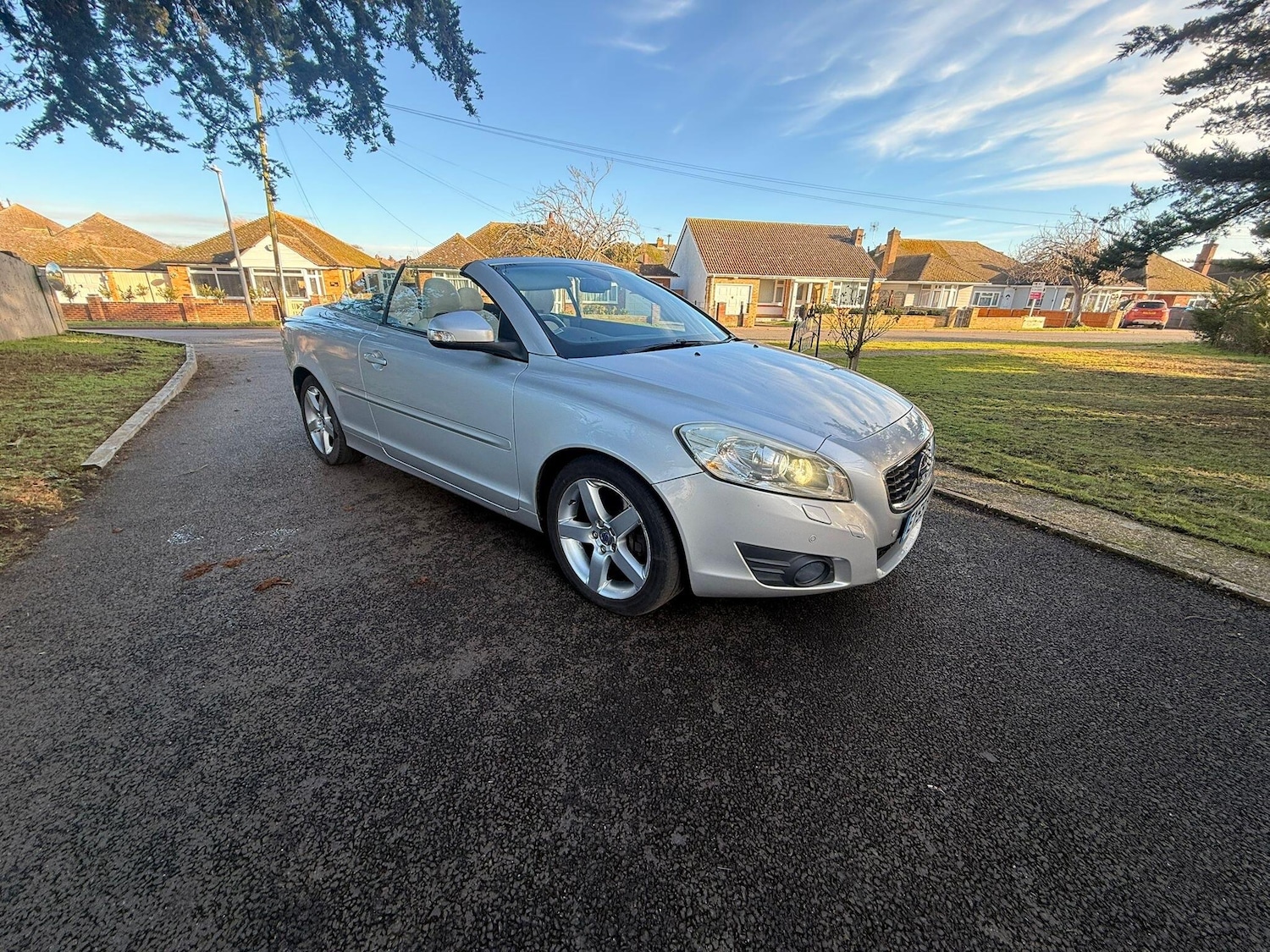 Used Volvo C70 2010 for sale - 77351334: Photo 3