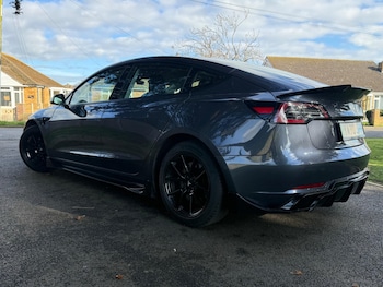 Used Tesla Model 3 2021 for sale - 77695361: Photo