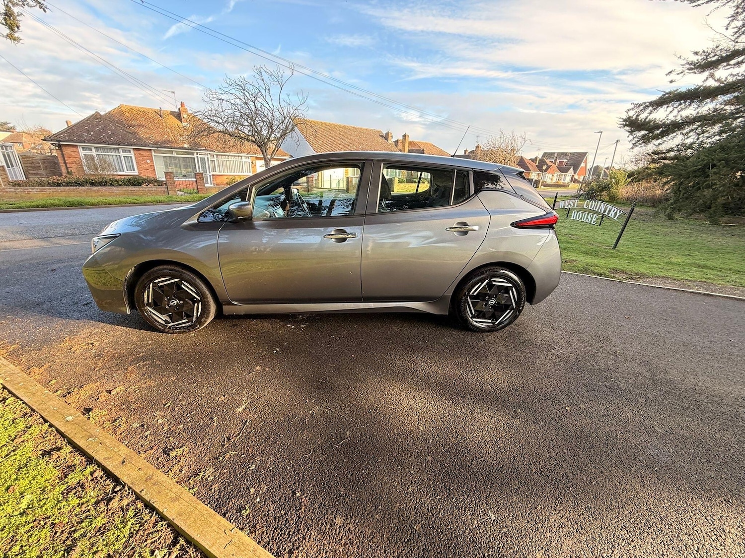 Used Nissan Leaf 2022 for sale - 77882770: Photo 3