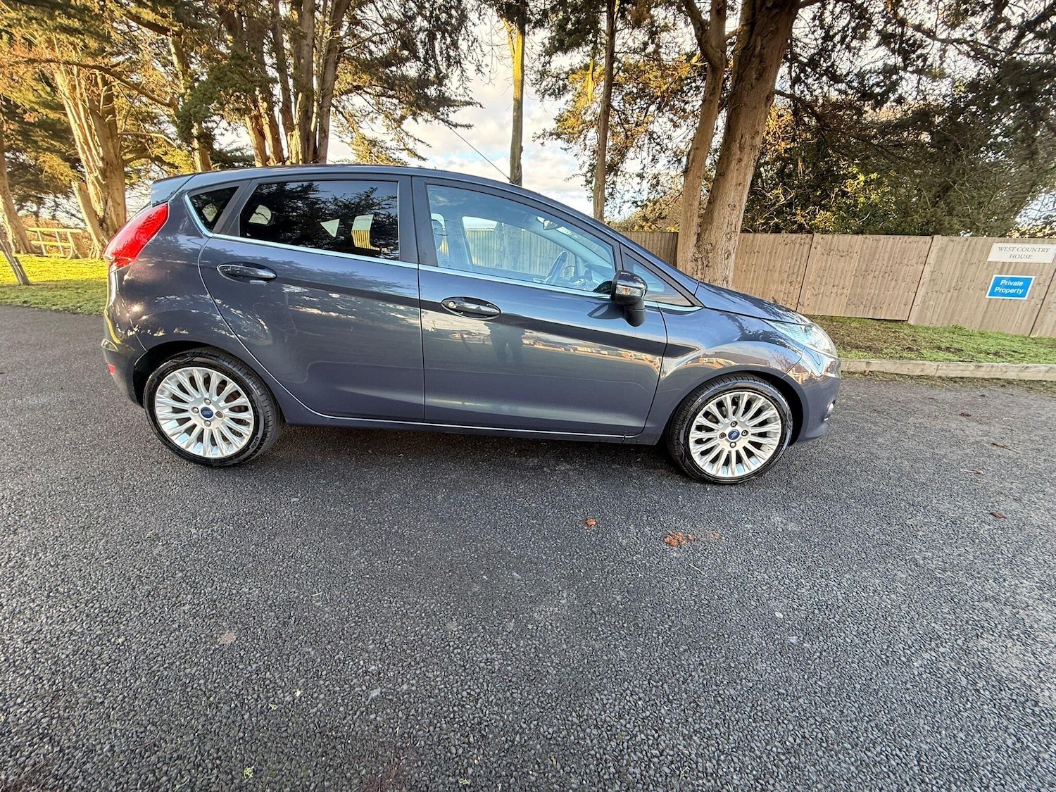 Used Ford Fiesta 2012 for sale - 77479048: Photo 2
