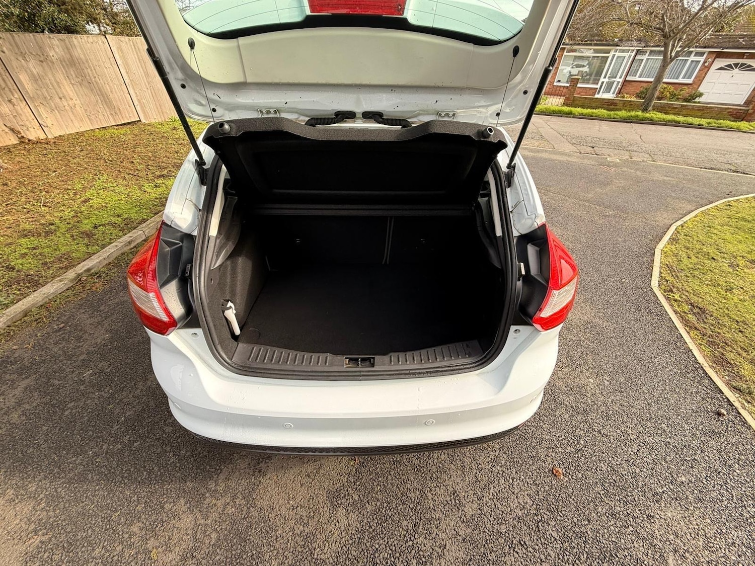 Used Ford Focus 2013 for sale - 77624858: Photo 16