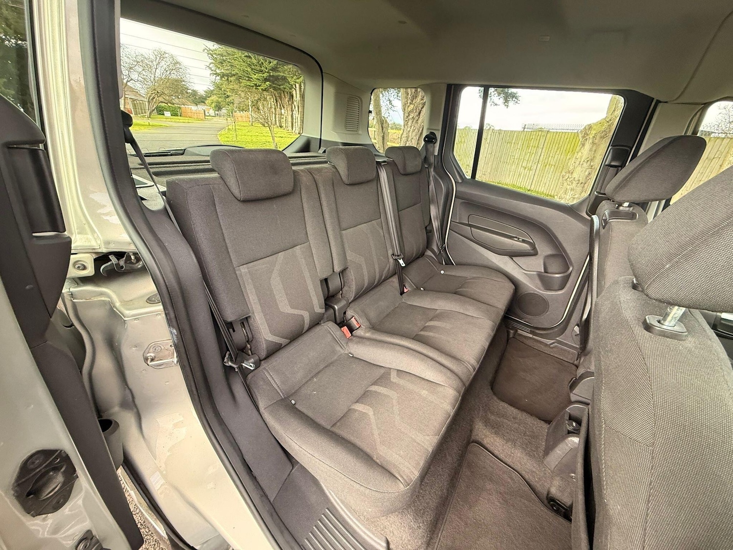 Used Ford Tourneo Connect 2015 for sale - 77550587: Photo 7