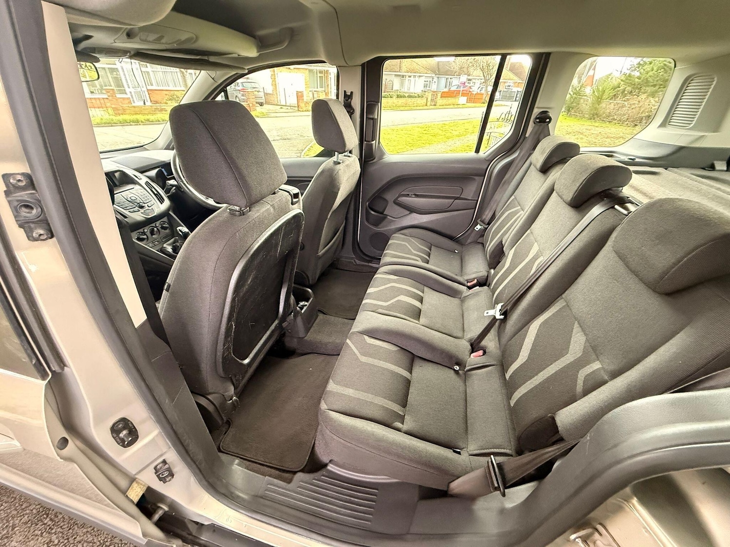 Used Ford Tourneo Connect 2015 for sale - 77550587: Photo 9