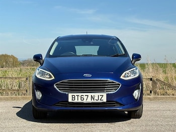 Used Ford Fiesta 2017 for sale - 79595096: Photo