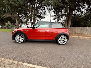 Used MINI Hatch 2016 for sale - 76688850: Photo