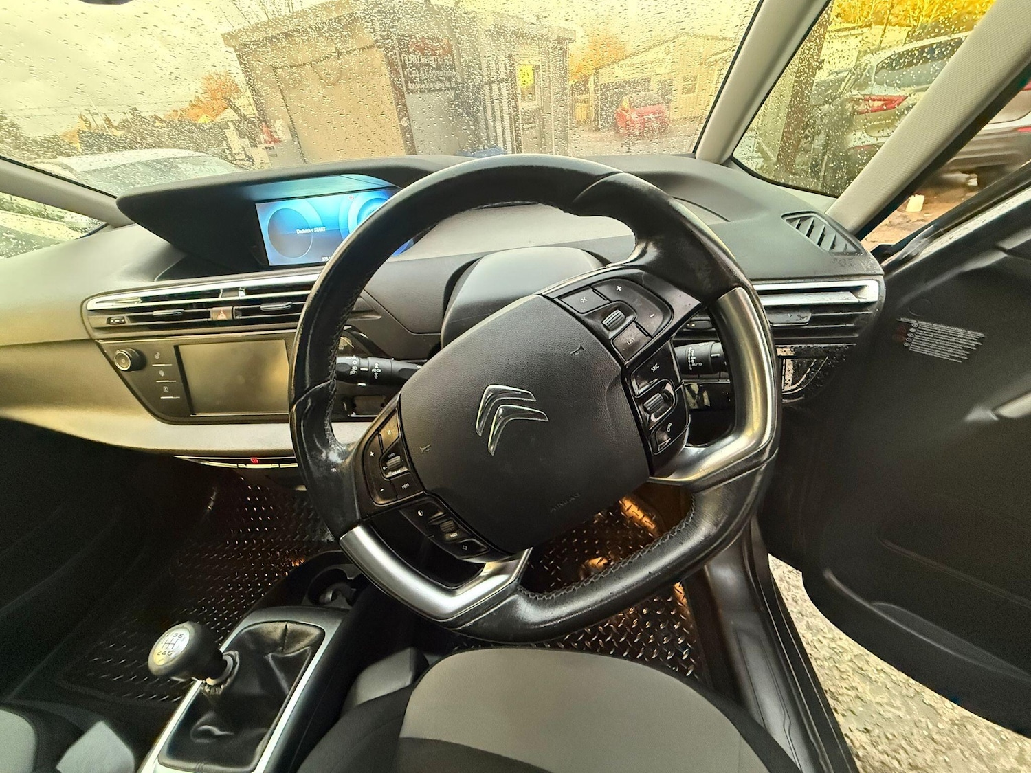 Used Citroen C4 Grand Picasso 2014 for sale - 77001104: Photo 11