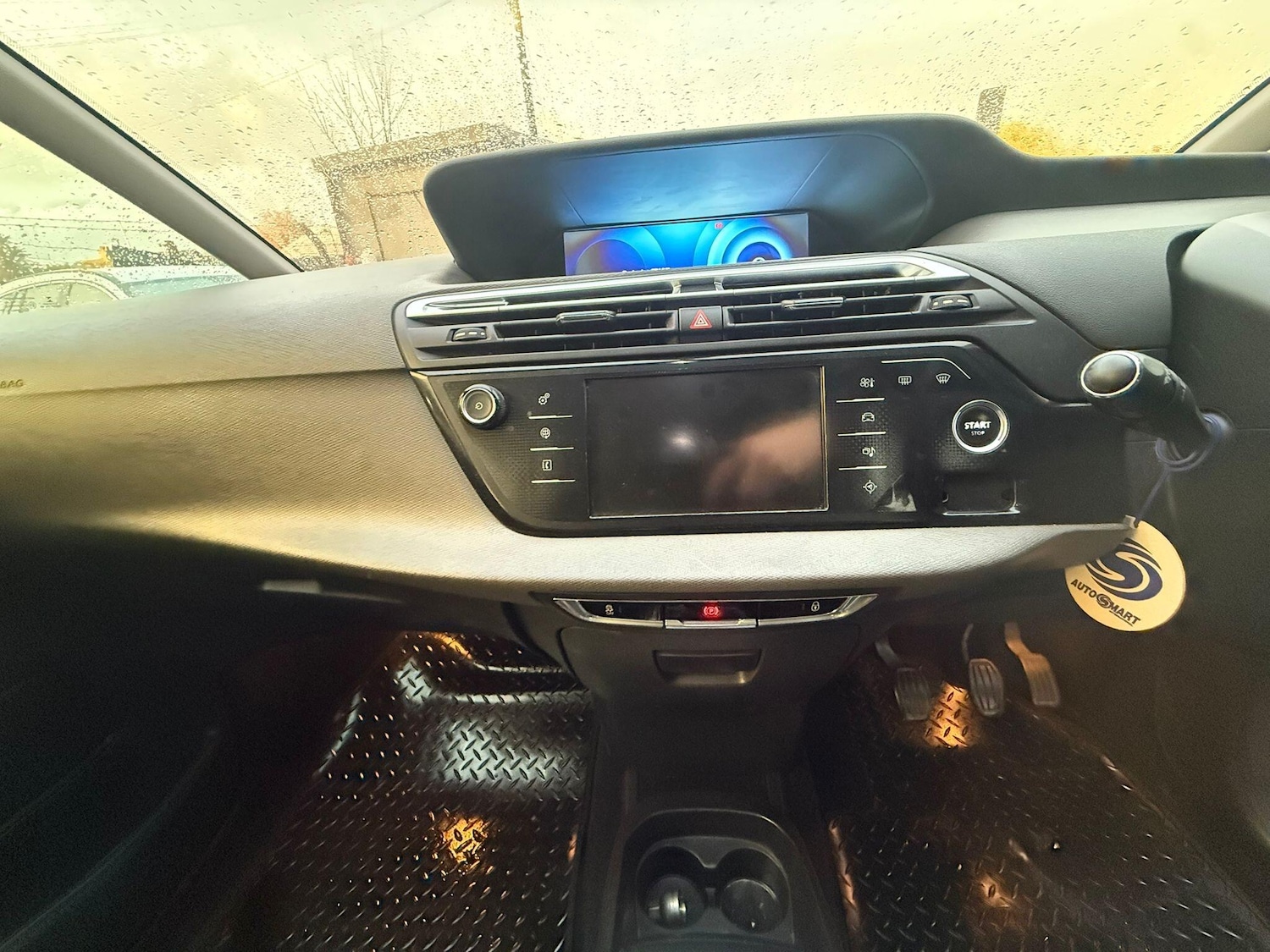 Used Citroen C4 Grand Picasso 2014 for sale - 77001104: Photo 17