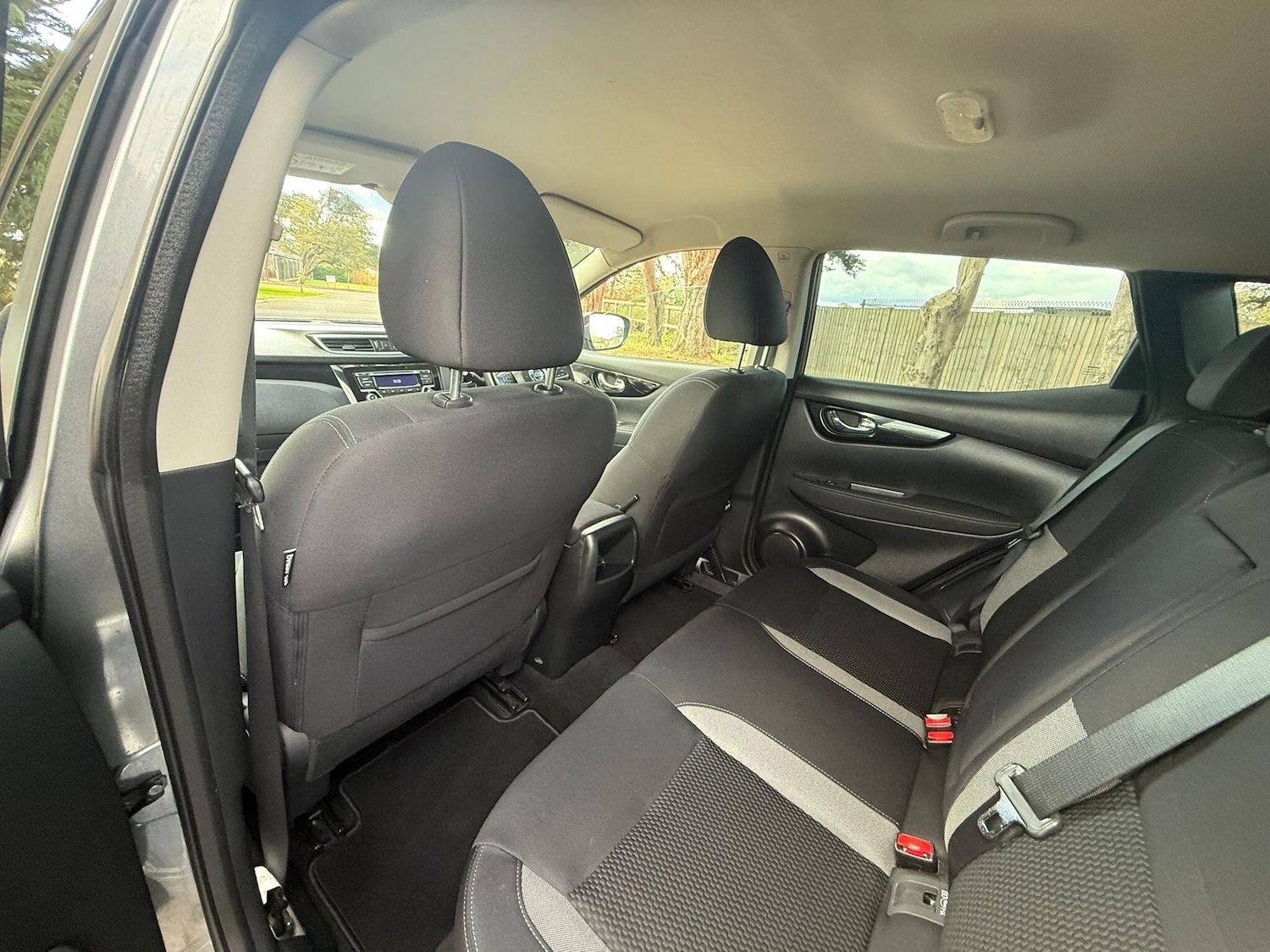 Used Nissan Qashqai for sale - 77001066: Photo 13