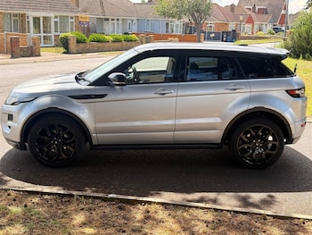Used Land Rover Range Rover Evoque 2011 for sale - 79595102: Photo