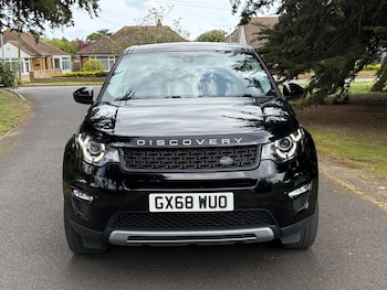 Used Land Rover Discovery Sport 2018 for sale - 78609366: Photo