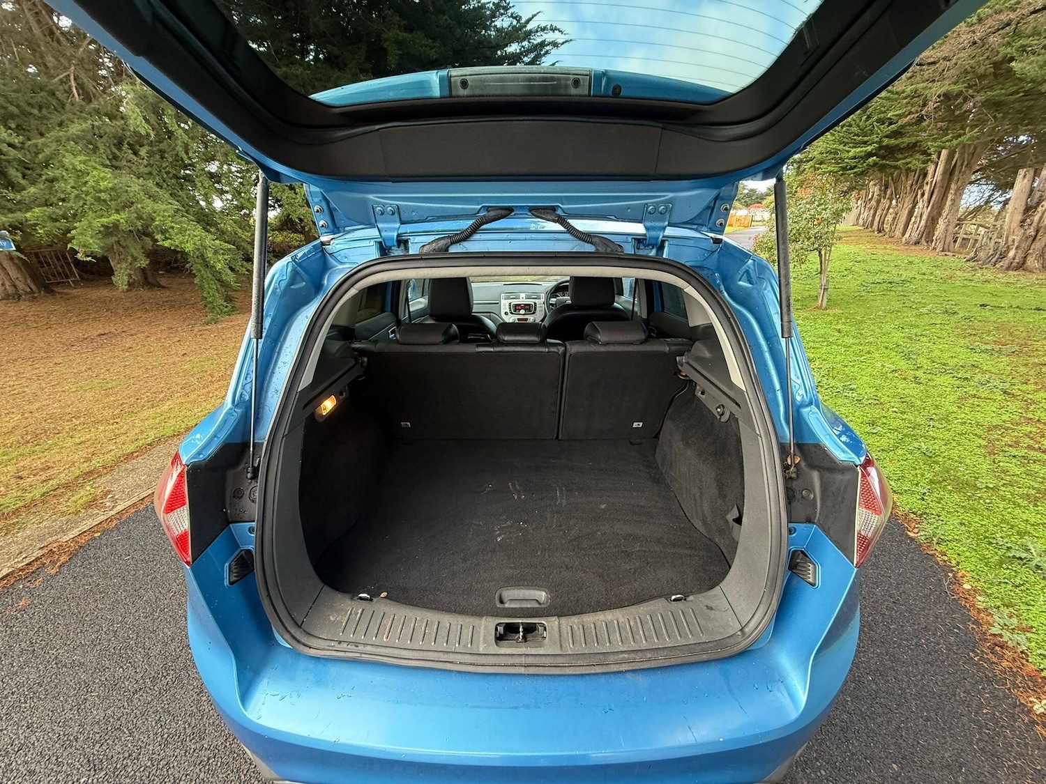 Used Ford Kuga 2009 for sale - 76689371: Photo 17