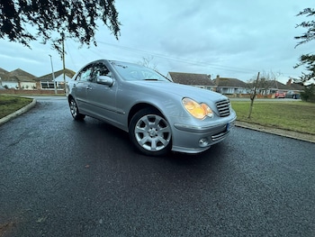Used Mercedes-Benz C Class 2004 for sale - 77441235: Photo