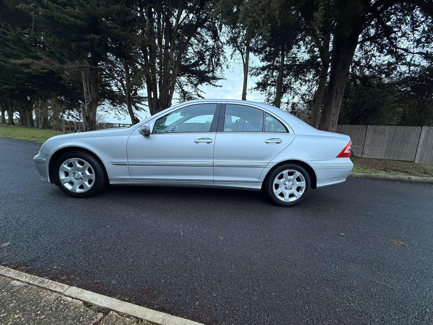 Used Mercedes-Benz C Class 2004 for sale - 77441235: Photo 9