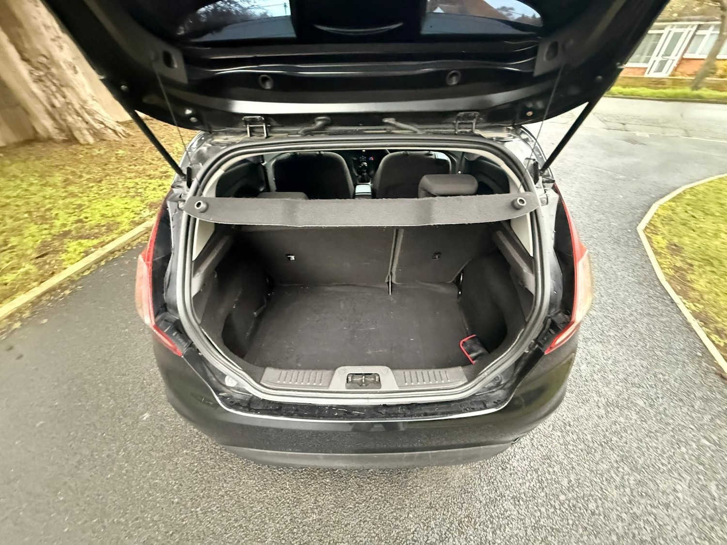 Used Ford Fiesta 2014 for sale - 77550107: Photo 14