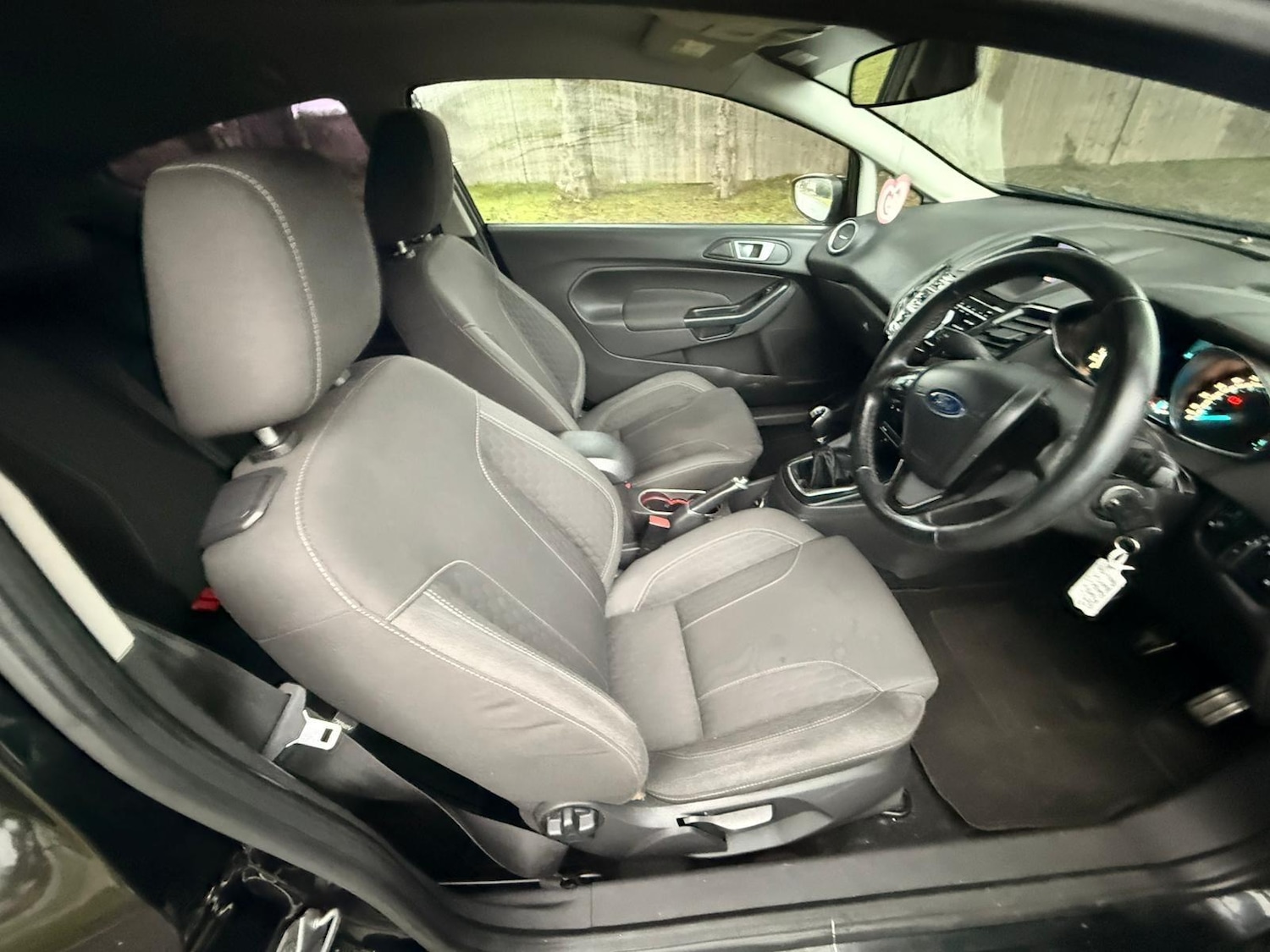 Used Ford Fiesta 2014 for sale - 77550107: Photo 9