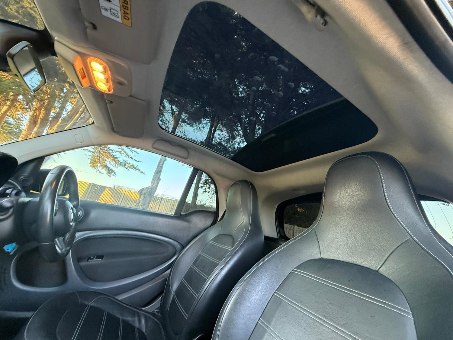 Used smart fortwo 2015 for sale - 76912896: Photo 10