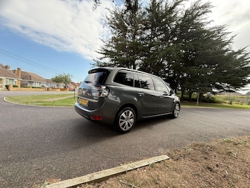 Used Citroen C4 Grand Picasso 2014 for sale - 76688927: Photo
