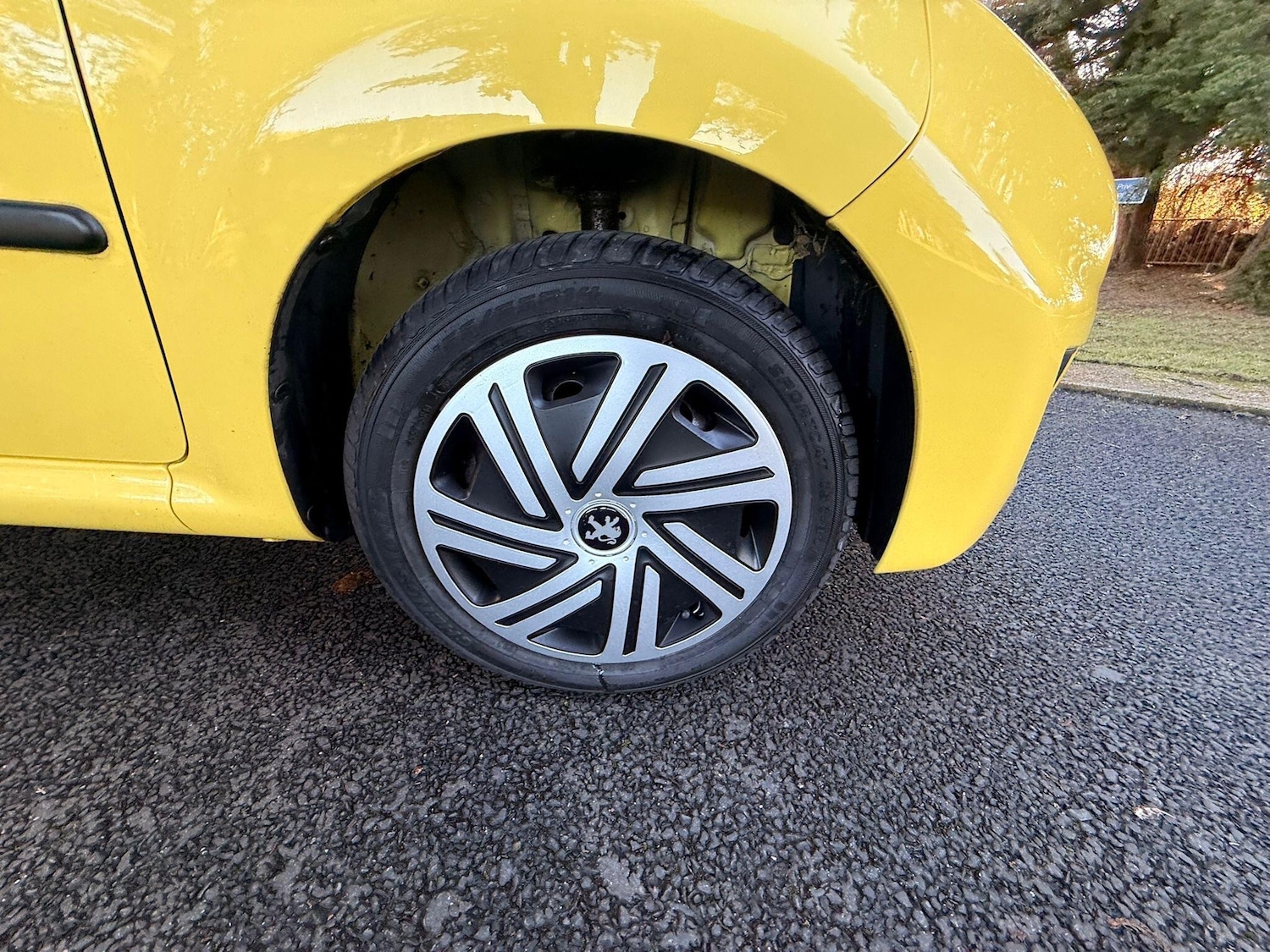 Used Peugeot 107 2010 for sale - 77351337: Photo 10