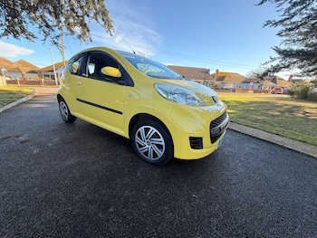Used Peugeot 107 2010 for sale - 77351337: Photo