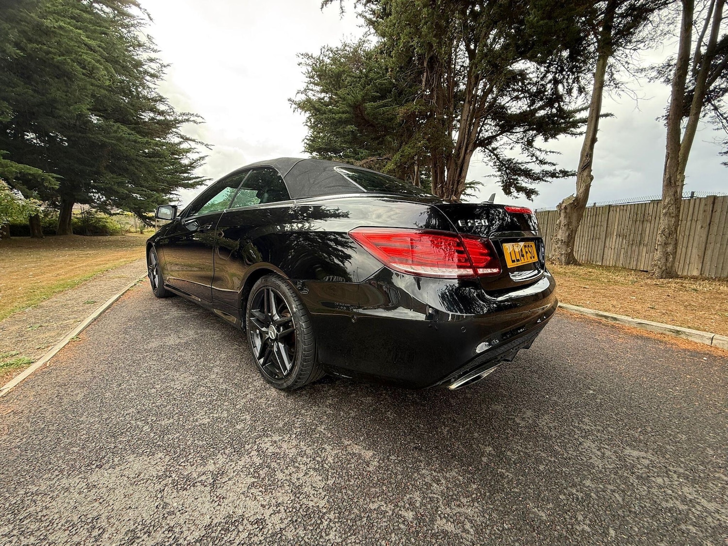 Used Mercedes-Benz E Class 2014 for sale - 76688774: Photo 4