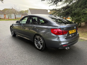 Used BMW 3 Series 2019 for sale - 77440104: Photo