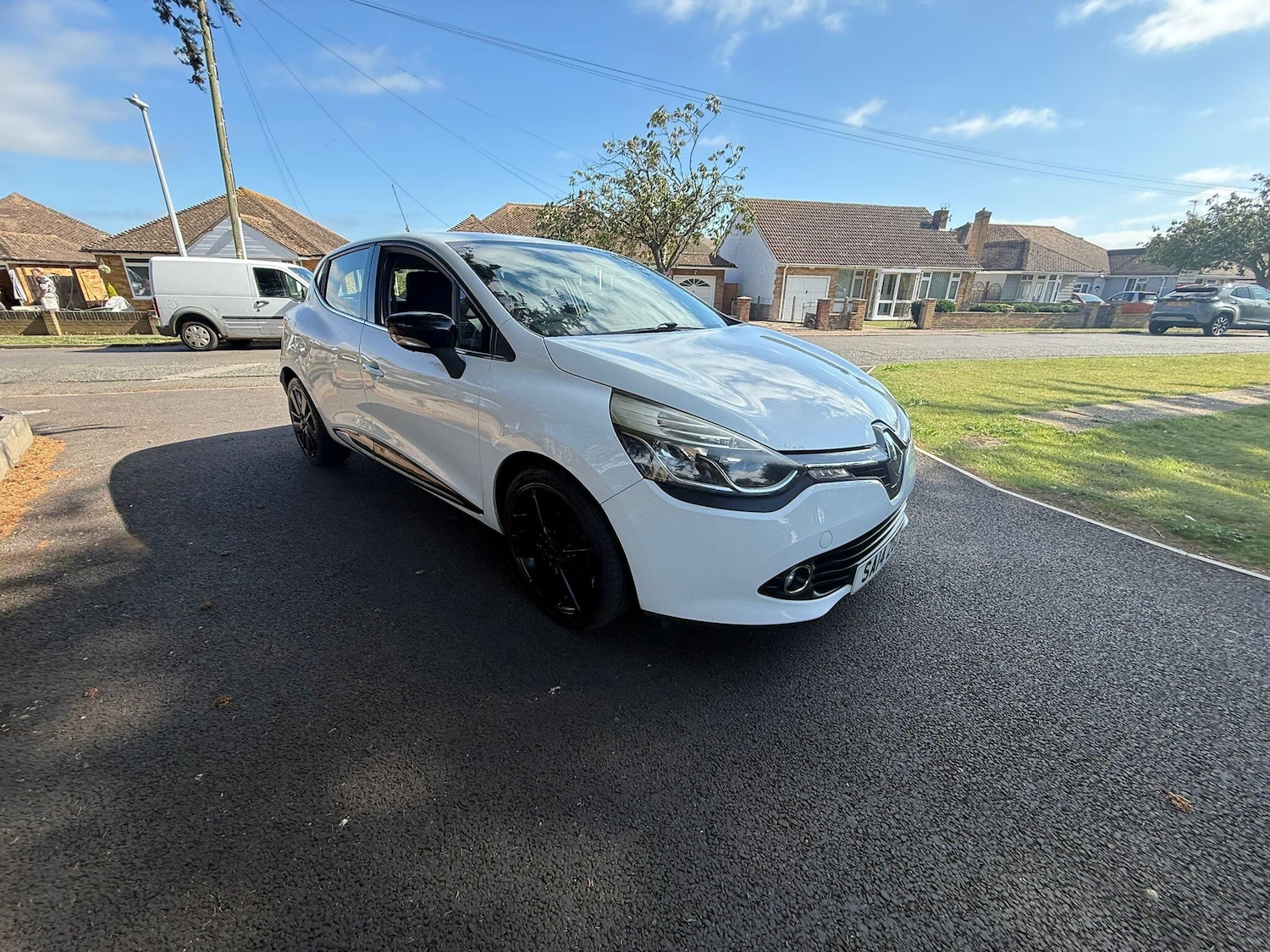 Used Renault Clio 2014 for sale - 76688736: Photo 1