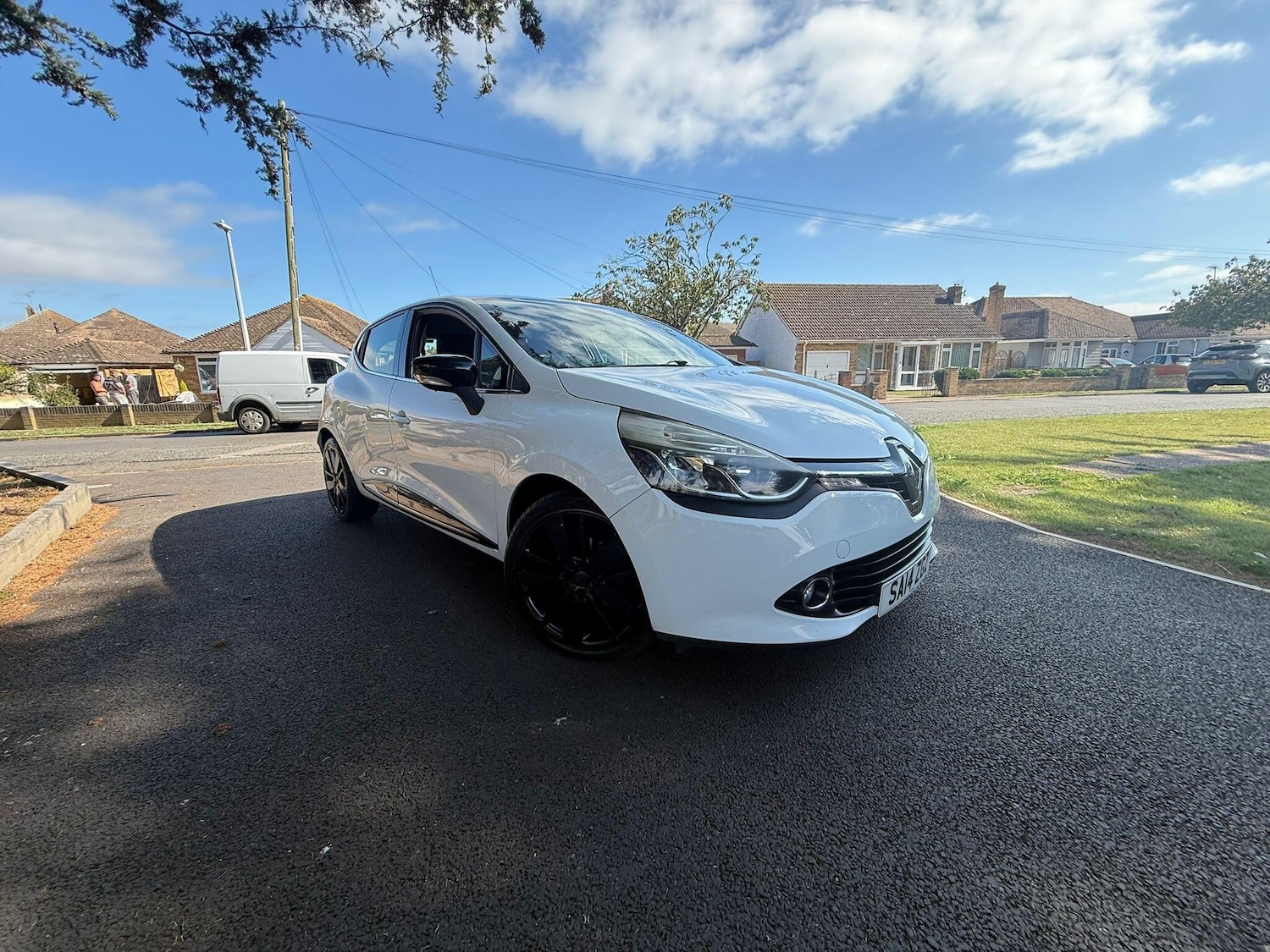 Used Renault Clio 2014 for sale - 76688736: Photo 17
