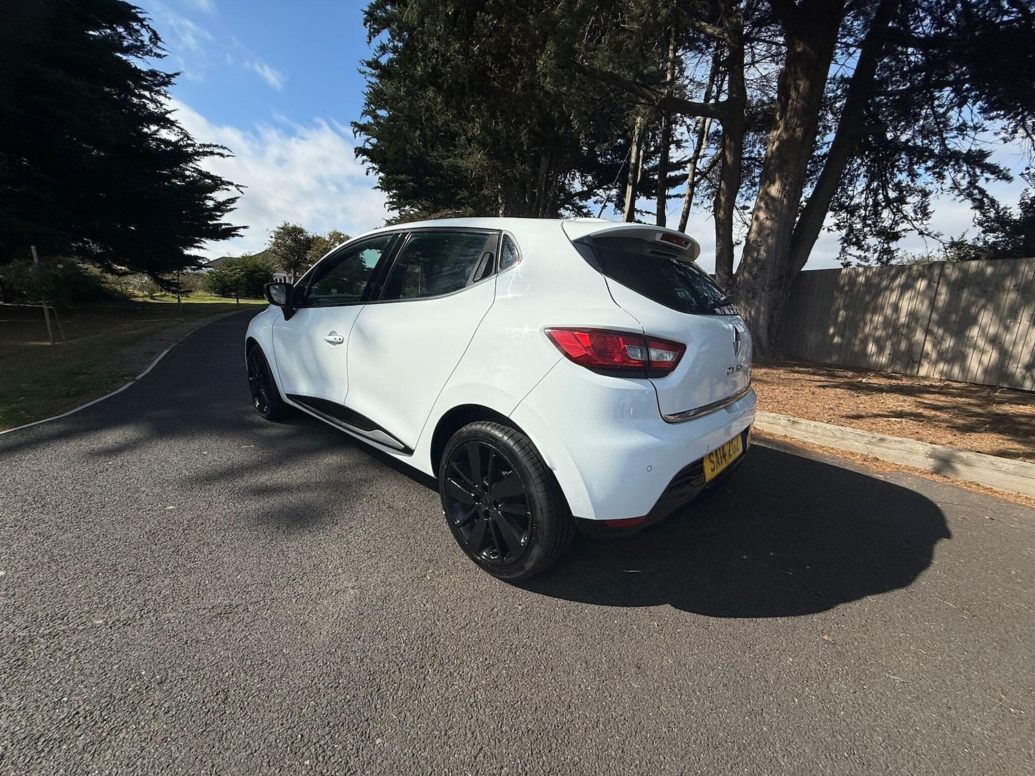 Used Renault Clio 2014 for sale - 76688736: Photo 4