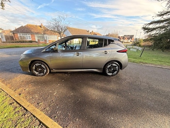 Used Nissan Leaf 2022 for sale - 79595099: Photo