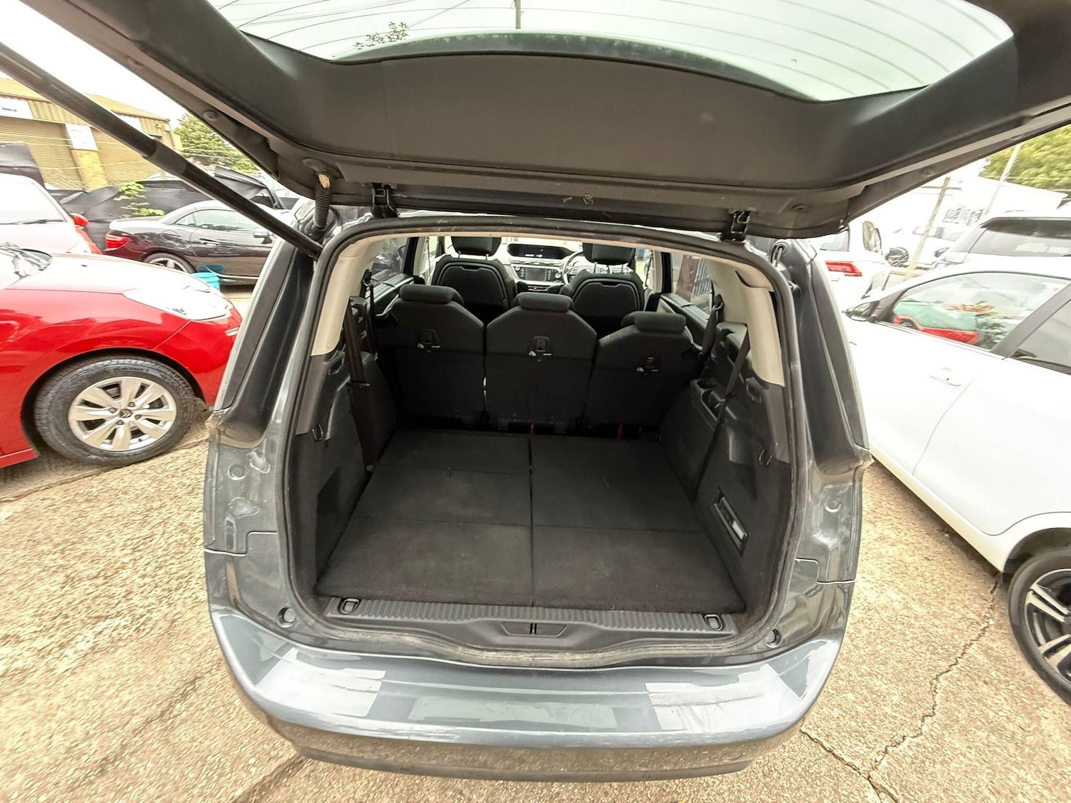 Used Citroen C4 Grand Picasso 2014 for sale - 77001155: Photo 16