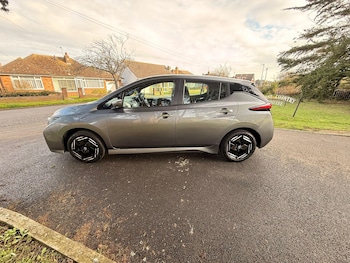 Used Nissan Leaf 2022 for sale - 77883169: Photo