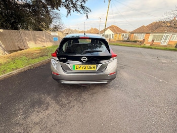 Used Nissan Leaf 2022 for sale - 77883169: Photo