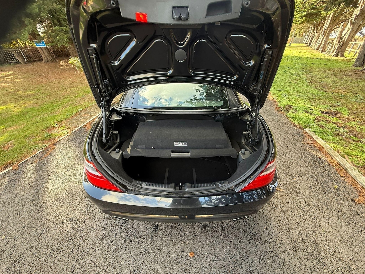 Used Mercedes-Benz SLK 2013 for sale - 76688778: Photo 17