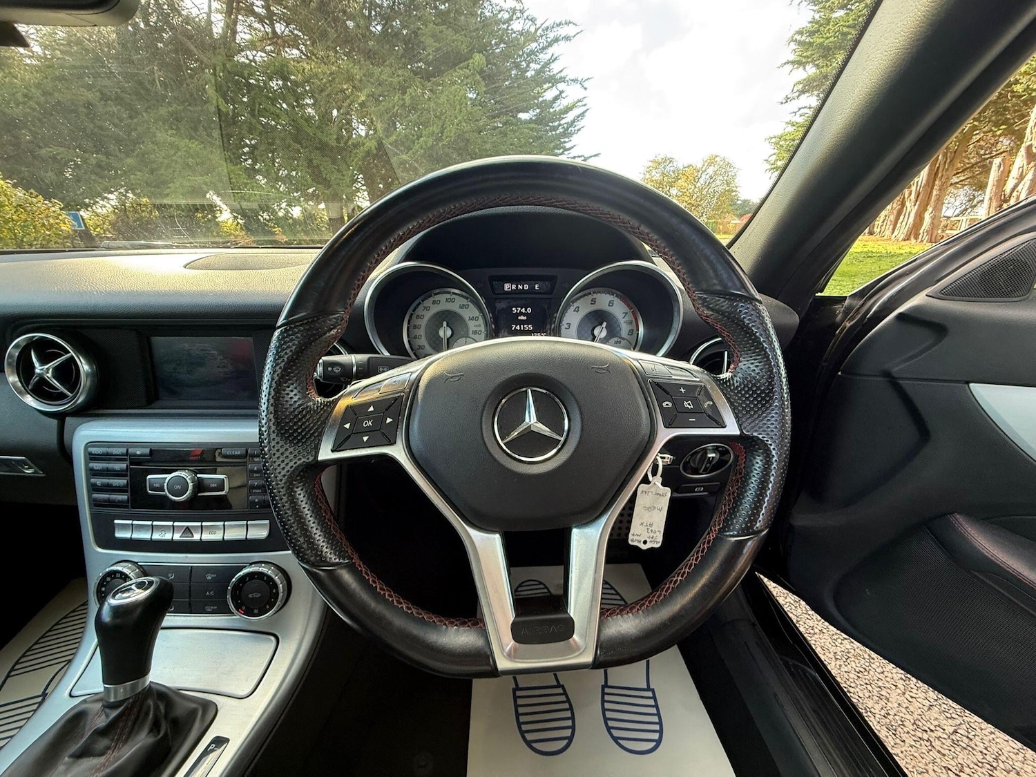 Used Mercedes-Benz SLK 2013 for sale - 76688778: Photo 25