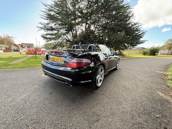 Used Mercedes-Benz SLK 2013 for sale - 76688778: Photo